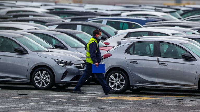 The move will bring an end to UK production of the Vauxhall Astra