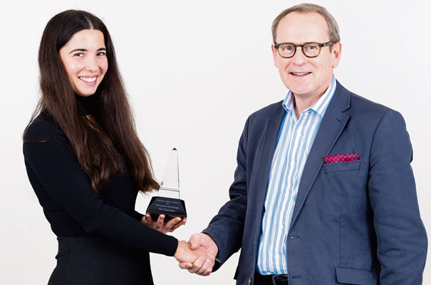 Nu Quantum CEO and co-founder Carmen Palacios-Berraquero was handed the Disruptive Technology award by David Gill of St John’s Innovation Centre.