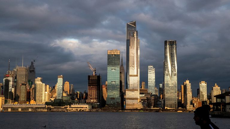 FILE PHOTO: A view of the New York City skyline of Manhattan and the Hudson River during the outbreak of the coronavirus disease (COVID-19) in New York City, as seen from Weehawken, New Jersey, U.S. April 18, 2020. REUTERS/Jeenah Moon/File Photo
