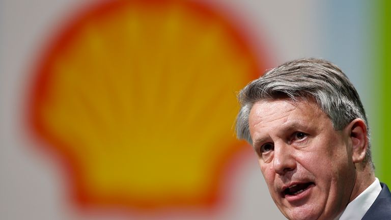 Ben van Beurden, chief executive officer of Royal Dutch Shell, speaks during the 26th World Gas Conference in Paris, France, June 2, 2015. 