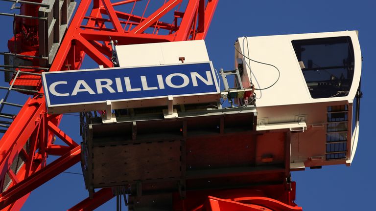 Carillion crane