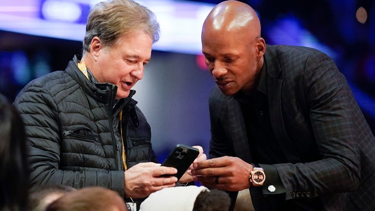 Boston Celtics Co-owner Steve Pagliuca (l) talks with former player Ray Allen at a basketball event in Cleveland. Pic: AP