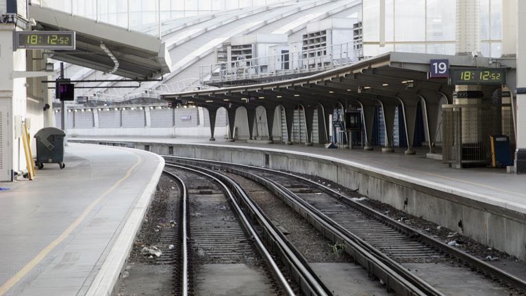 An empty platform is seen during rush hour at London's Waterloo station August 29, 2006