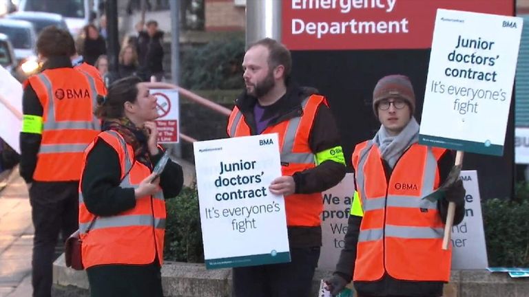 Junior doctor NHS strikes