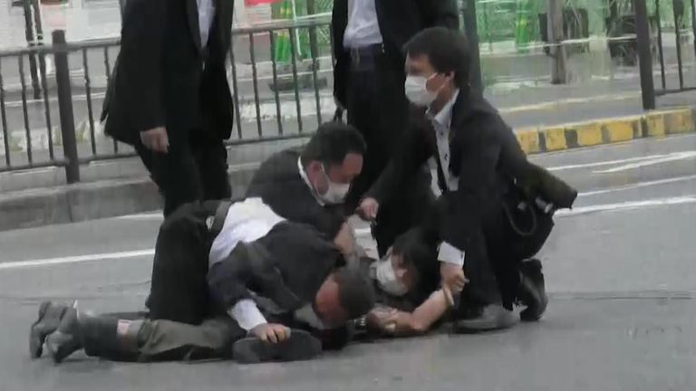 Suspected gunman arrested on scene in Nara