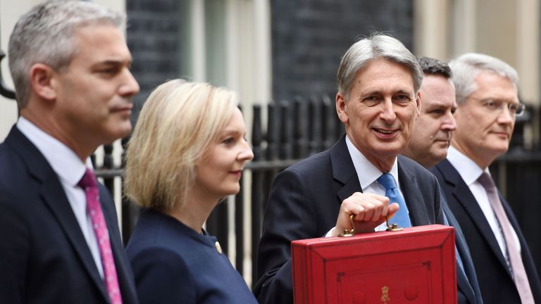 (From the left) Economic Secretary to the Treasury Stephen Barclay, Chief Secretary to the Treasury Liz Truss, Chancellor Philip Hammond holding his red ministerial box, Financial Secretary to the Treasury, Mel Stride and Exchequer Secretary to the Treasury Andrew Jones outside 11 Downing Street, London.
Read less
Picture by: Joe Giddens/PA Archive/PA Images
Date taken: 22-Nov-2017