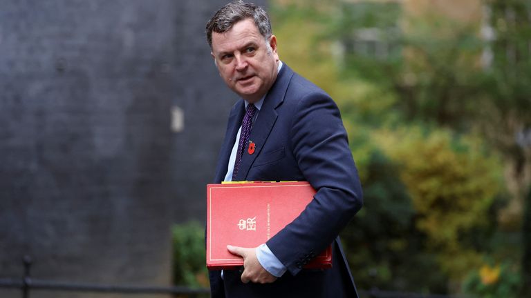  Mel Stride walks outside Number 10 Downing Street