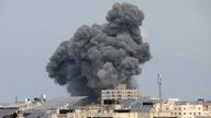 Smoke rises following Israeli strikes in Gaza, October 9, 2023. REUTERS/Mohammed Salem