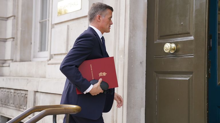 Transport Secretary Mark Harper arriving at the Cabinet Office in Westminster, London, ahead of a Cobra meeting, hosted by Prime Minister Rishi Sunak, as the death toll rises amid ongoing violence in Israel and Gaza following the attack by Hamas. Picture date: Monday October 9, 2023.