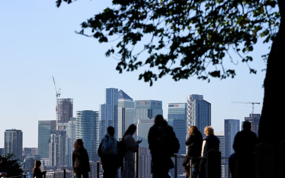 FTSE edges lower despite surge in BT shares