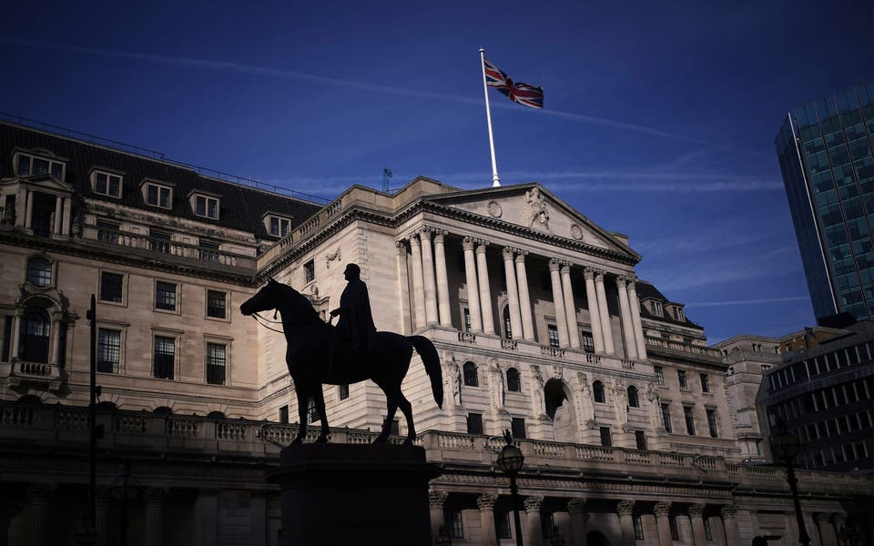 Tory MPs demand review of Bank of England independence