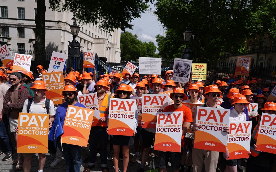 Junior doctor pay deal ‘drop in the ocean’ compared to cost of strikes – Reeves