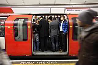 Minor delays on the Piccadilly and Bakerloo lines - live